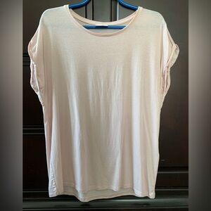 Beautiful Women's rose Top